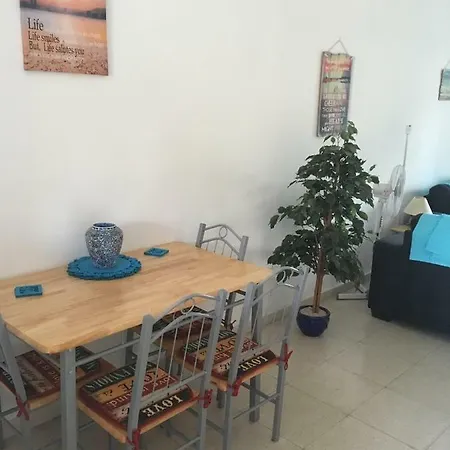 106 Danae Gardens Пафос
